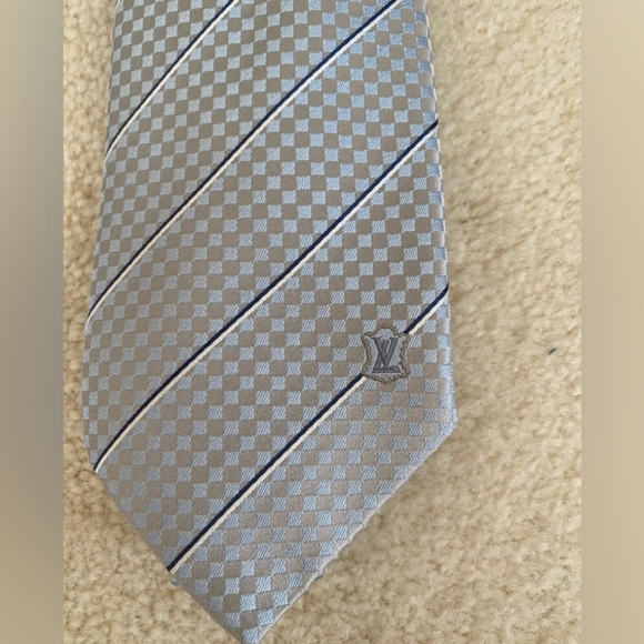 Louis Vuitton Blue Silk Ecu Tie - Picture 7 of 9